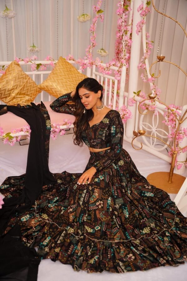 Farisha black lehenga set - Image 3