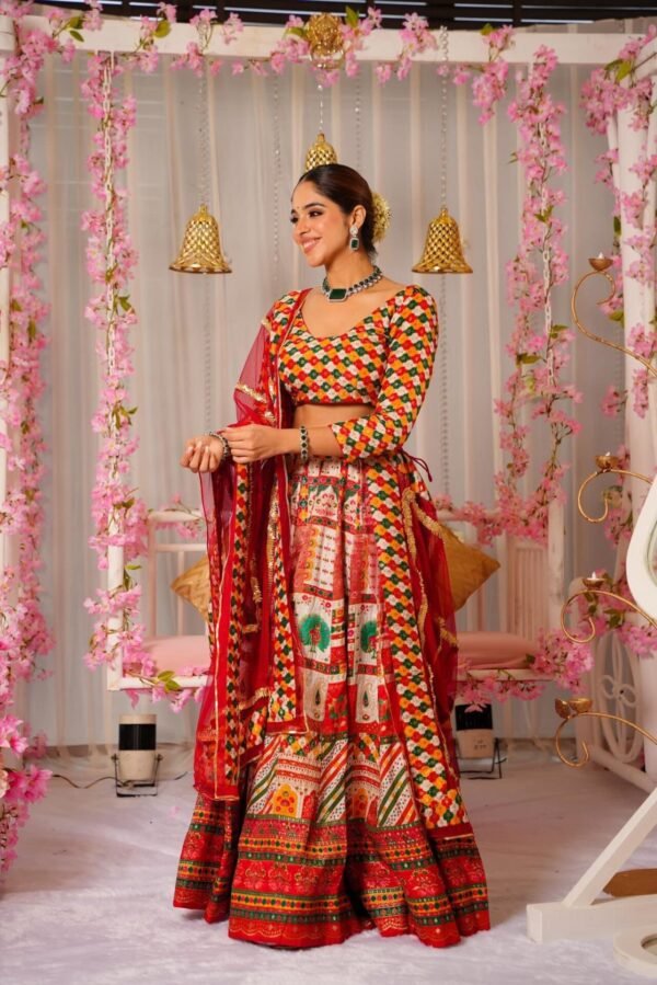 Lakshmi silk lehenga set - Image 4