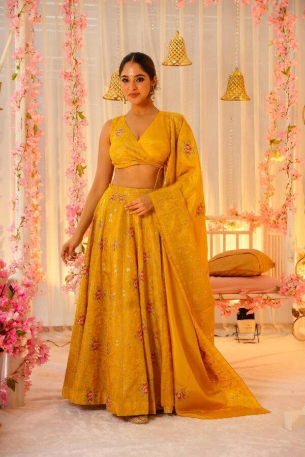 Golden dawn elegance lehenga set - Image 2