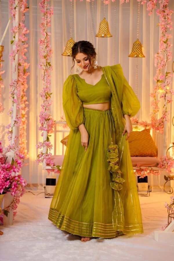 Green amethyst elegance lehenga set - Image 3