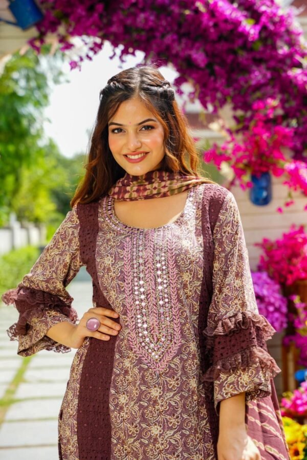 Lavish rayon straight suit set - Image 2