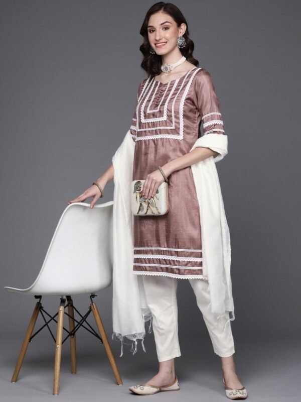 Women Mauve Yoke Design Kurta with Trousers & With Dupatta - Image 2