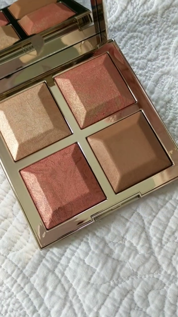 Sculpt & Beam Luxe Glow Quad – Multi-Dimensional Highlighting and Bronzing Palette with Satin-to-Shimmer Finishes in Sculptural Gem-Inspired Pressed Powders - Image 2