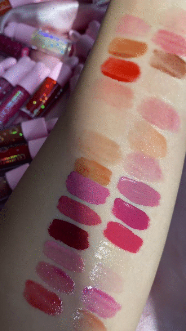 24-Piece Heart Cap Lip Gloss & Liquid Lipstick Collection – Aesthetic Holographic Set Featuring Glossy, Matte, and Shimmer Finishes in Vibrant and Neutral Shades for All-Day Radiance - Image 3