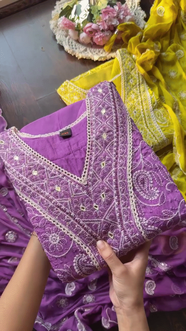 Pure Cotton Chikankari Embroidered Kurta Set – Graceful Ethnic Ensemble with Intricate Mirror and Thread Work