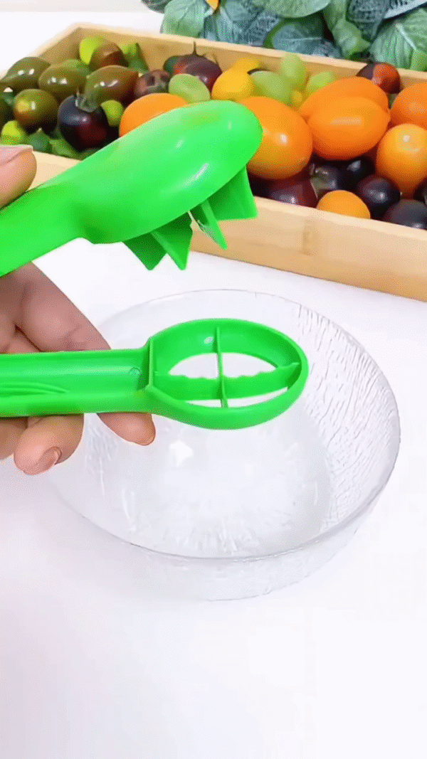 Multi-Color Handy Fruit & Vegetable Cutter Tool – Quick and Easy Slicer for Grapes, Cherry Tomatoes & Soft Fruits – Kitchen Gadget for Effortless Salads, Snacks & Meal Prep