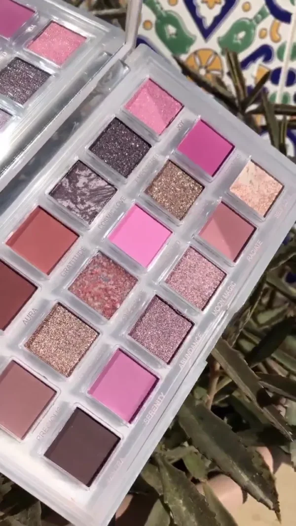 Best All-in-One Makeup Kit | Style 50 Version - Image 2