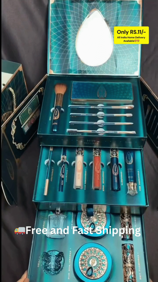 Makeup Artist's Dream Studio Kit with Large Eyeshadow Bank, Pro Brushes & Mixing Palette