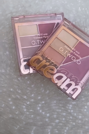 Instant Radiance Compact with Bronzing Powder, Highlighter & Setting Spray – Sun-Kissed Glow