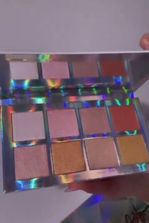 Hollywood Glamour Makeover Box with Dramatic Eyeshadows, Bold Lipsticks & Luminous Highlighter